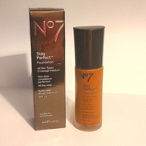 No7 Stay Perfect Foundation